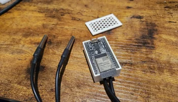 esp32 WROOM 32D чехол с местом для провода 1