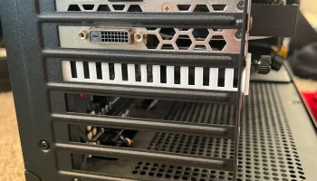 Крышки слотов PCIE 1