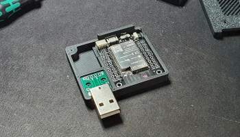 Компактный корпус USB-ключа ESP32 WROVER-B 1
