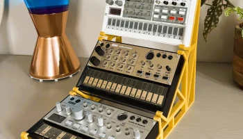 Подставка и стойка Korg Volca 1