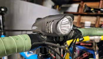 Крепление для велосипедного фонаря NiteRider Mako 250 (ОБ...