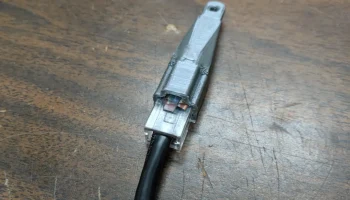 Разъем Ethernet (RJ-45) 1