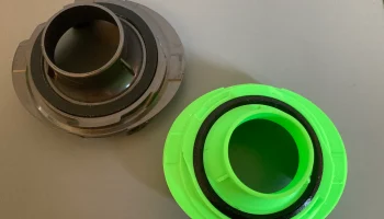 Замена насадки внутреннего фильтра Dyson V8...... 5