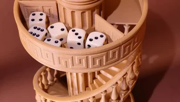 Антикварная башня для игры в кости...... 1
