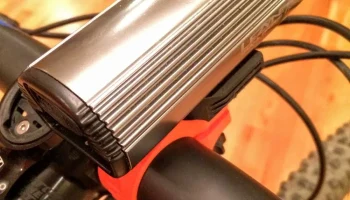 Крепления для руля Lezyne Bike Light 31,8 и 35 мм... 1