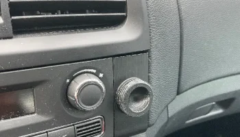 SKODA Fabia 2 magsafe держатель для iPhone 1
