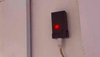 Корпус ESP32 BT Proxy и настенное крепление
