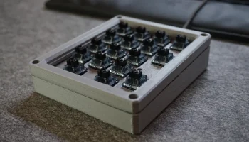 Проводная цифровая клавиатура своими руками с Seeeduino X.. 1