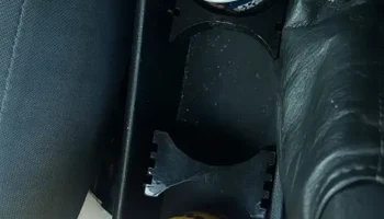 Toyota Matrix (2009-2014) разделители подстаканников........ 1