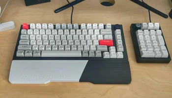 Подставка для запястий с клавиатурой...... 1