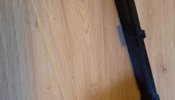 Козырек для 9-дюймового эхолота Lowrange Elite FS...... 4