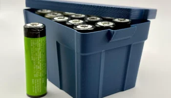ОБНОВЛЕННЫЙ миниатюрный контейнер для хранения Rubbermaid.. 4