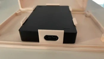 Портативный жесткий диск IBM PC XT в стиле ретро...... 5