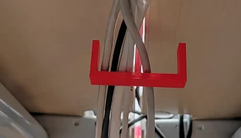 Держатель кабеля Держатель кабеля