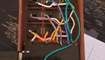 Плата ESP32 + корпус с 9 переключателями........ 1