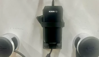Настенный чехол для зарядного устройства Bosch eBike 36-4...