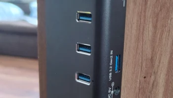 Крепление для 7-портового концентратора USB 3.0 CSL...... 1