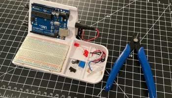 Держатель макетной платы Arduino Uno 1