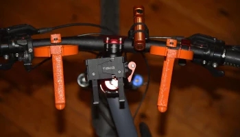 Крепление JBL Flip Bike (совместимо со стереосистемой)... 1