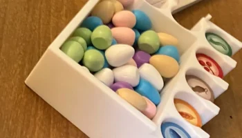 Контейнер для яиц и еды с размахом крыльев - конструкция ...