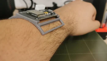LucidVR ESP32Wroom 38-контактное крепление на запястье..... 1