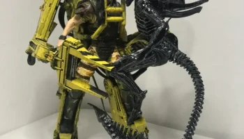 Бой Чужой против Power Loader своими руками со светодиодн.. 2