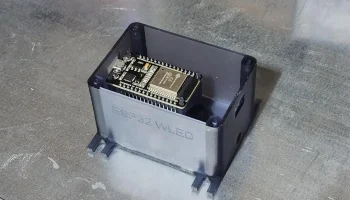 Вместительные корпуса ESP32 8