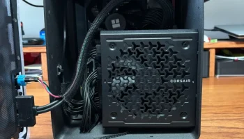 Компактный компьютерный корпус mATX (20,6 л)...... 2