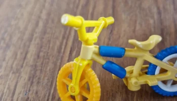 Велосипедное колесо Playmovil // Roue de v&eacute;lo Playmobil...