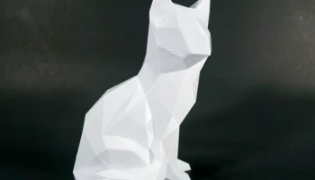 Низкополигональная сидящая кошка... Низкополигональная сидящая кошка...