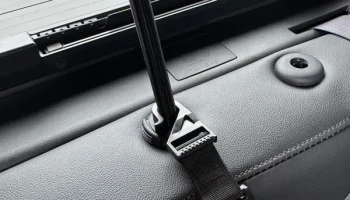 Тяга подголовника Hyundai Santa Cruz 1
