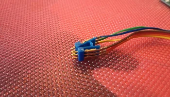 DIP-зажим - подключение платы Arduino ISP............ 1