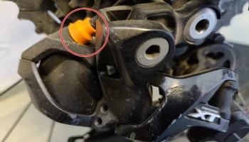 Резиновая втулка для троса заднего переключателя Shimano ..