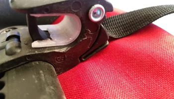 Вставка с крючком для кофра Ortlieb QL1 для стойки 12 мм....