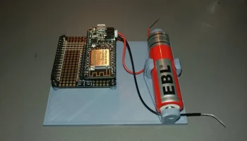 Adafruit Feather Doubler с аккумуляторным креплением 18650 ( 4
