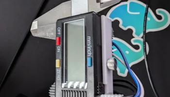 Крепление цифрового штангенциркуля ESP32 (УЦИ)........