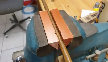 Schoner f&uuml;r Schraubstock 100mm mit Einkerbungen f&uuml;r Rundm.. 2
