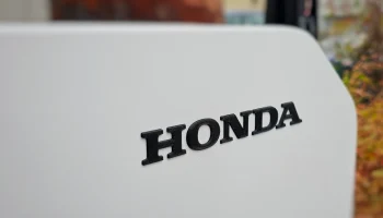 Буквы "HONDA" для Motocompacto