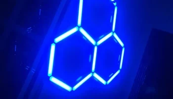 Светодиодный шестиугольный светильник HexGrid........ 3