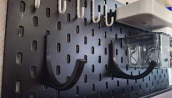 Крючок для крепления JBL Charge 5 Skadis 1