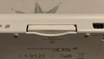 Картридж-пустышка Nintendo DS (DS/DSi/3DS/2DS)... Картридж-пустышка Nintendo DS (DS/DSi/3DS/2DS)...
