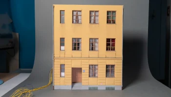 Fenster und T&uuml;r f&uuml;r Wohnhaus в 1zu35 2