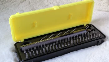 Прочный футляр для отвертки PSD-150 ST........ 1