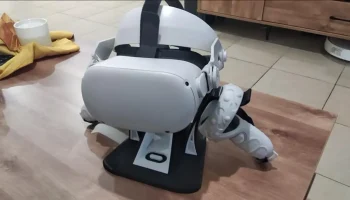 Стенд для Oculus Quest 2 1