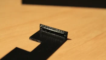 МОНТАЖНЫЙ КРОНШТЕЙН ARDUINO UNO 1