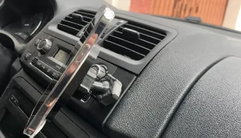 SKODA Fabia 2 magsafe держатель для iPhone 4