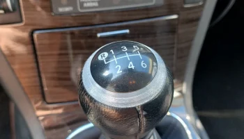 Кольцо рычага переключения передач Toyota............