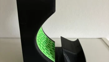 Контроллер Xbox и держатель гарнитуры......... 1