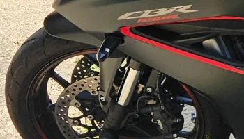 Honda CBR 650R 2024 Кронштейн брызговика