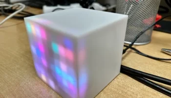 Pixel Cube 1